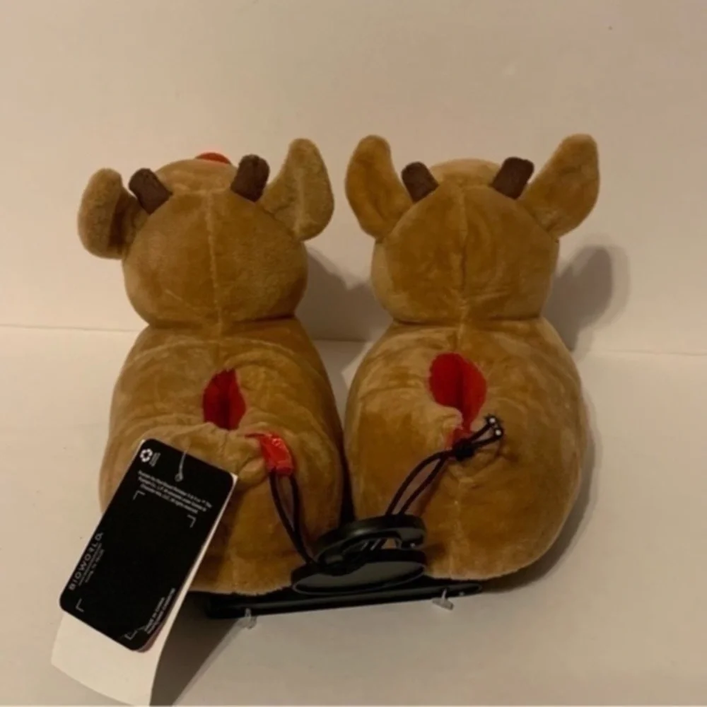 NWT. Rudolph The Red-Nosed Reindeer Slippers